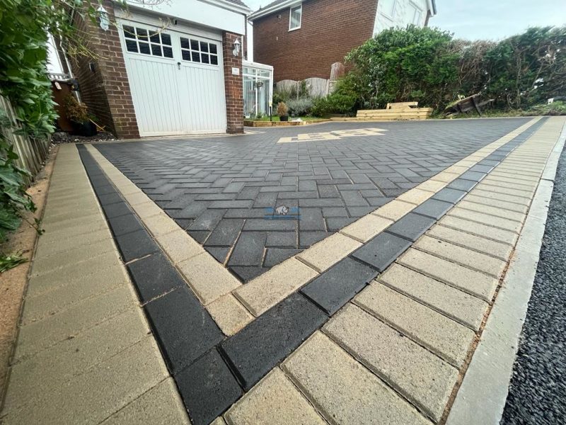 Rhino Pave Cheshire